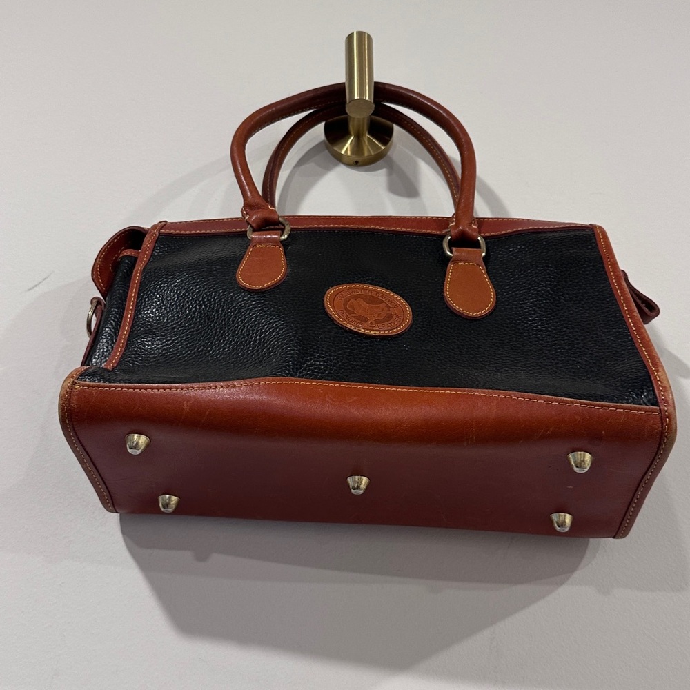 Vintage Black & British Genuine Contrasting Leather Tan Handbag - Picture 4 of 14